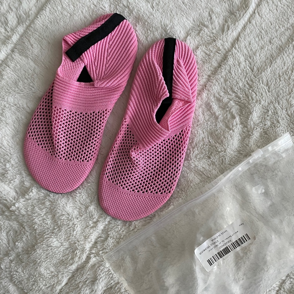 NWT Barefoot Quick Dry Water Sports Shoes Aqua Socks - Size 4.5-5.5 Women